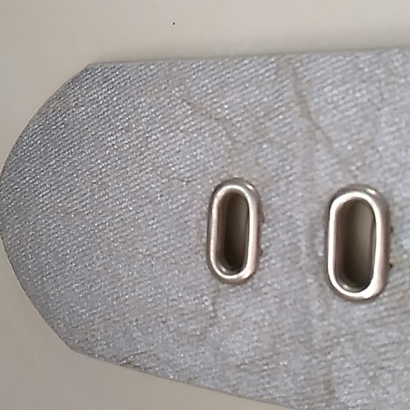 Vintage Chico's Genuine Leather, Metallic Belt, 42 inches long - Picture 6 of 7